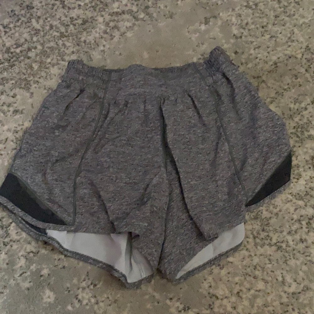 lululemon gray shorts